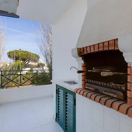 Roja Pe - Elegante Apartamento T2 Com Ac Perto Do Pine Cliffs Albufeira Exterior photo