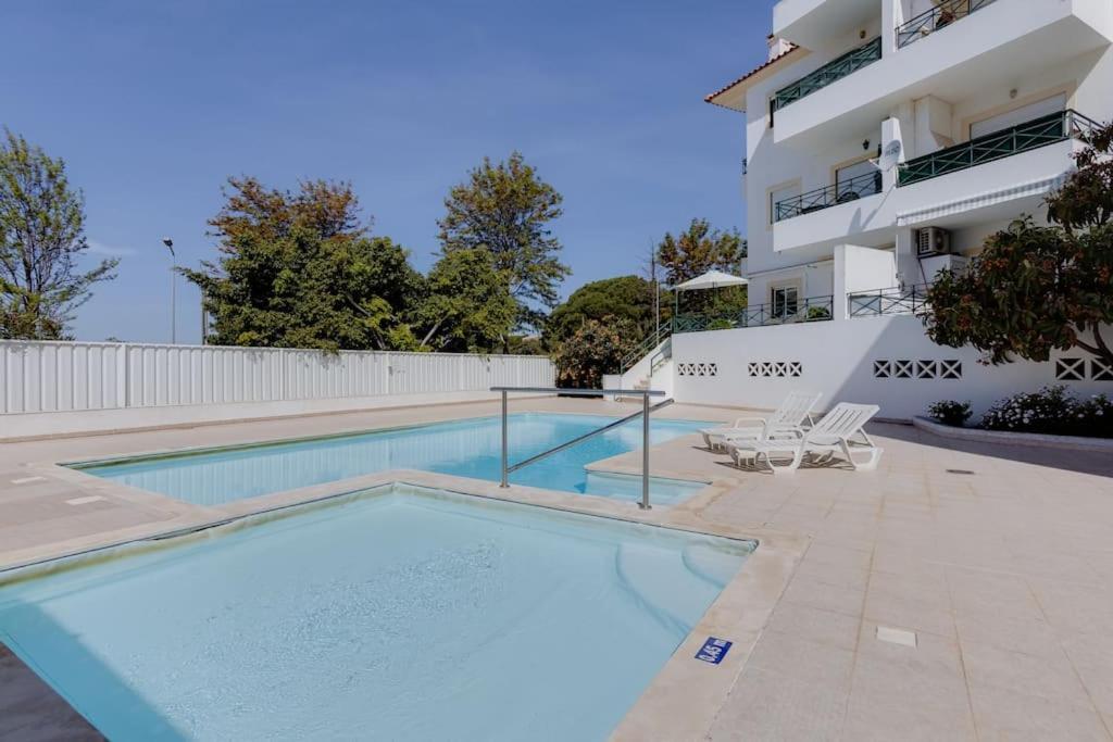 Roja Pe - Elegante T2 Com Ac Perto Do Pine Cliffs Apartment *