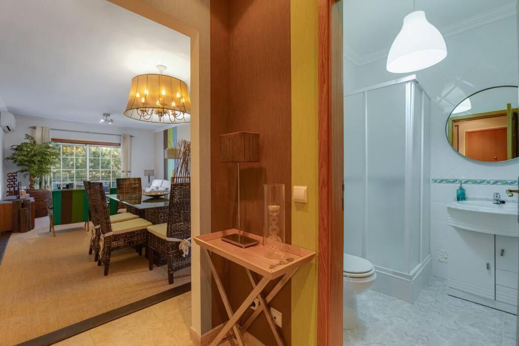 Roja Pe - Elegante T2 Com Ac Perto Do Pine Cliffs Albufeira
