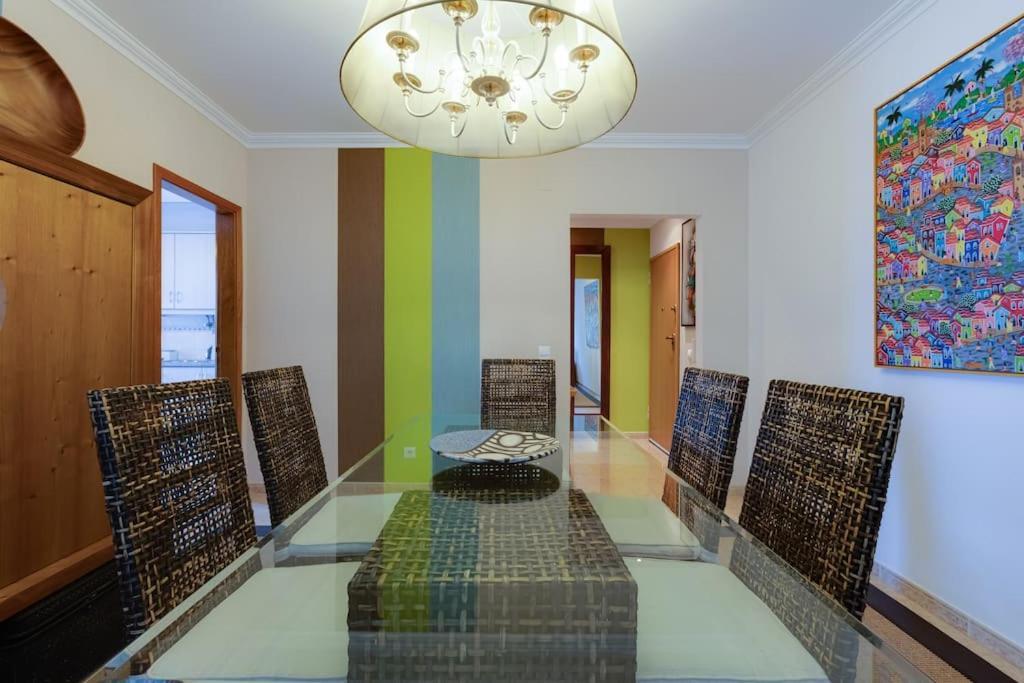 Roja Pe - Elegante T2 Com Ac Perto Do Pine Cliffs