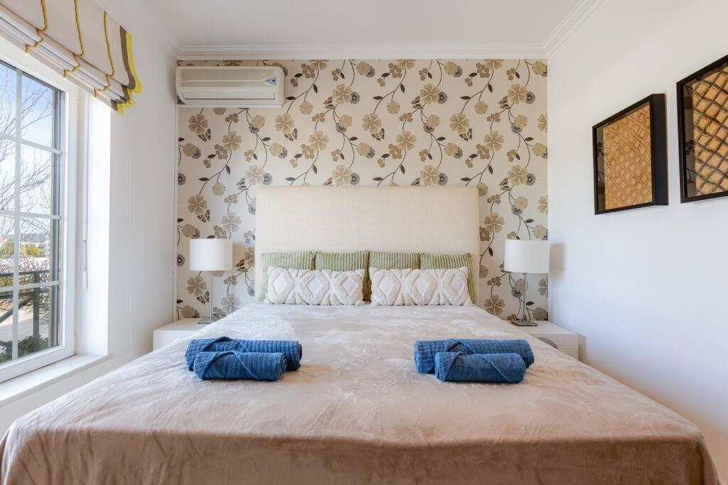 Roja Pe - Elegante T2 Com Ac Perto Do Pine Cliffs Apartamento *